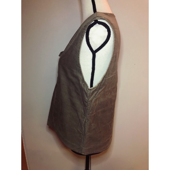 Eddie Bauer Quilted Soft Corduroy Collars Bay Vest - Picture 2 of 6